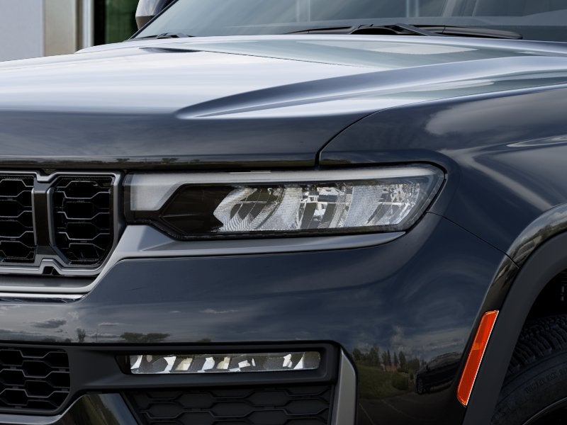 2027 Jeep Grand Cherokee GRAND CHEROKEE LIMITED 4X4