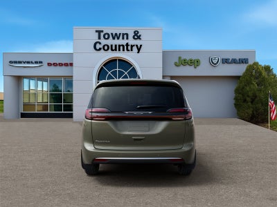 2027 Chrysler Pacifica PACIFICA SELECT