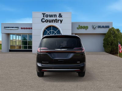 2026 Chrysler Pacifica PACIFICA SELECT AWD