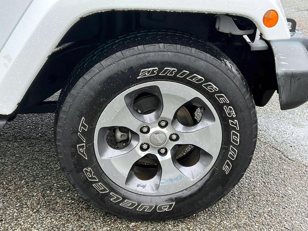 2017 Jeep Wrangler Unlimited Sahara 4x4