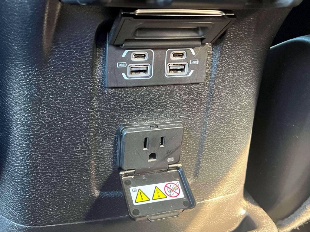 2023 Jeep Wrangler 4-Door Sahara 4x4