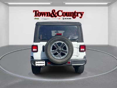 2023 Jeep Wrangler 4-Door Sahara 4x4