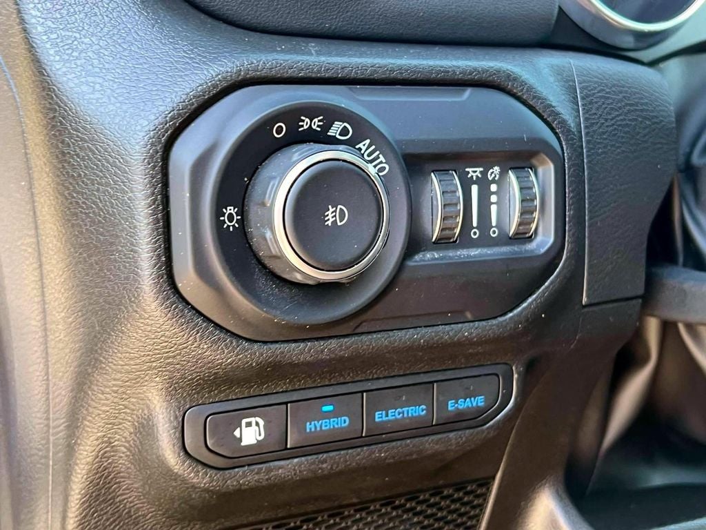 2022 Jeep Wrangler 4xe Unlimited Sahara 4x4