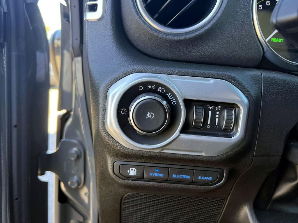 2022 Jeep Wrangler 4xe Unlimited Sahara 4x4