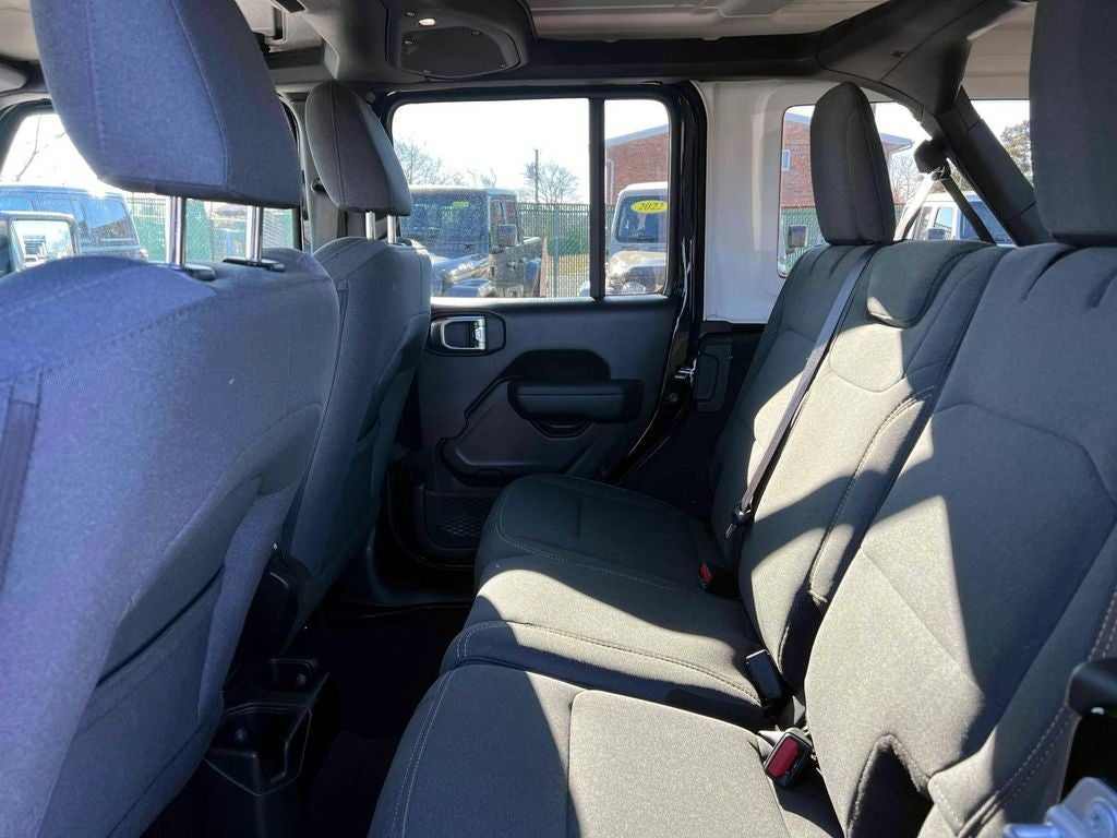 2025 Jeep Wrangler 4-Door Summit 4x4