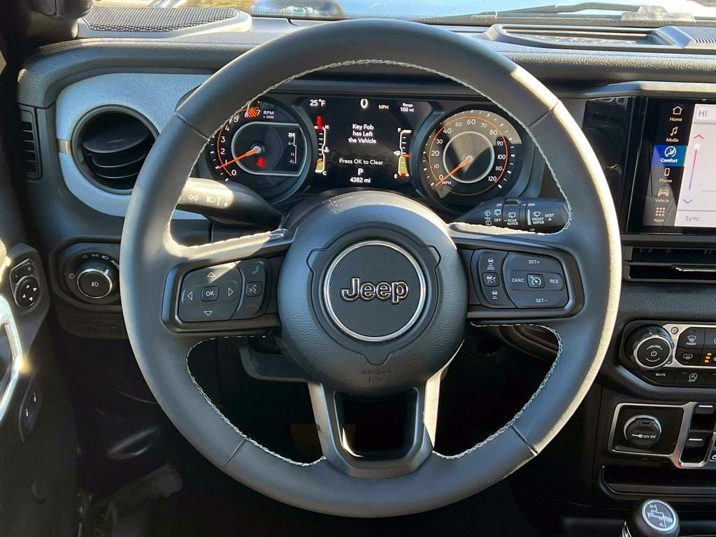 2025 Jeep Wrangler 4-Door Summit 4x4
