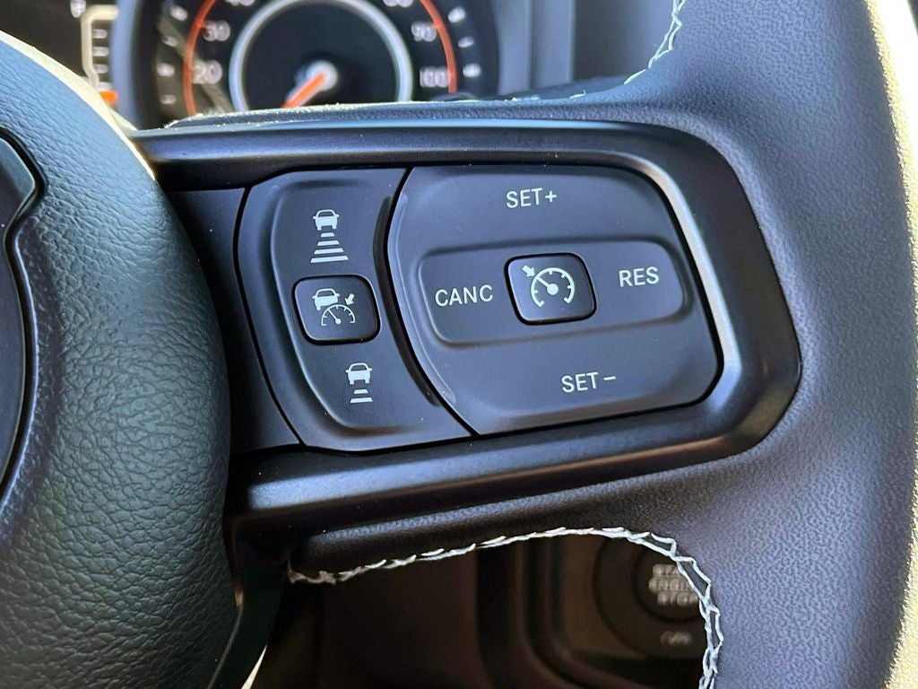 2025 Jeep Wrangler 4-Door Summit 4x4