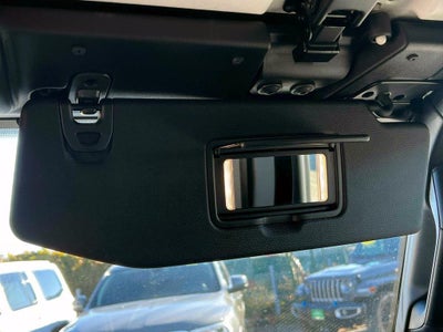 2025 Jeep Wrangler 4-Door Summit 4x4