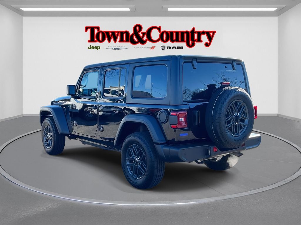 2025 Jeep Wrangler 4-Door Summit 4x4
