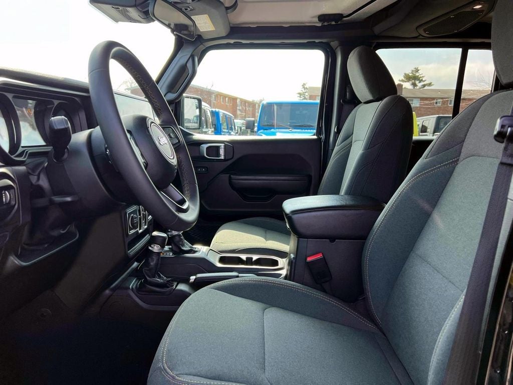 2024 Jeep Wrangler 4-Door Sport S 4x4