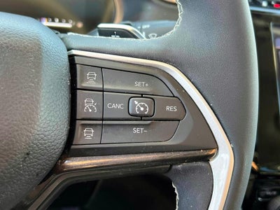 2023 Jeep Grand Cherokee Laredo 4x4