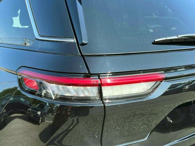2024 Jeep Grand Cherokee Laredo X 4x4