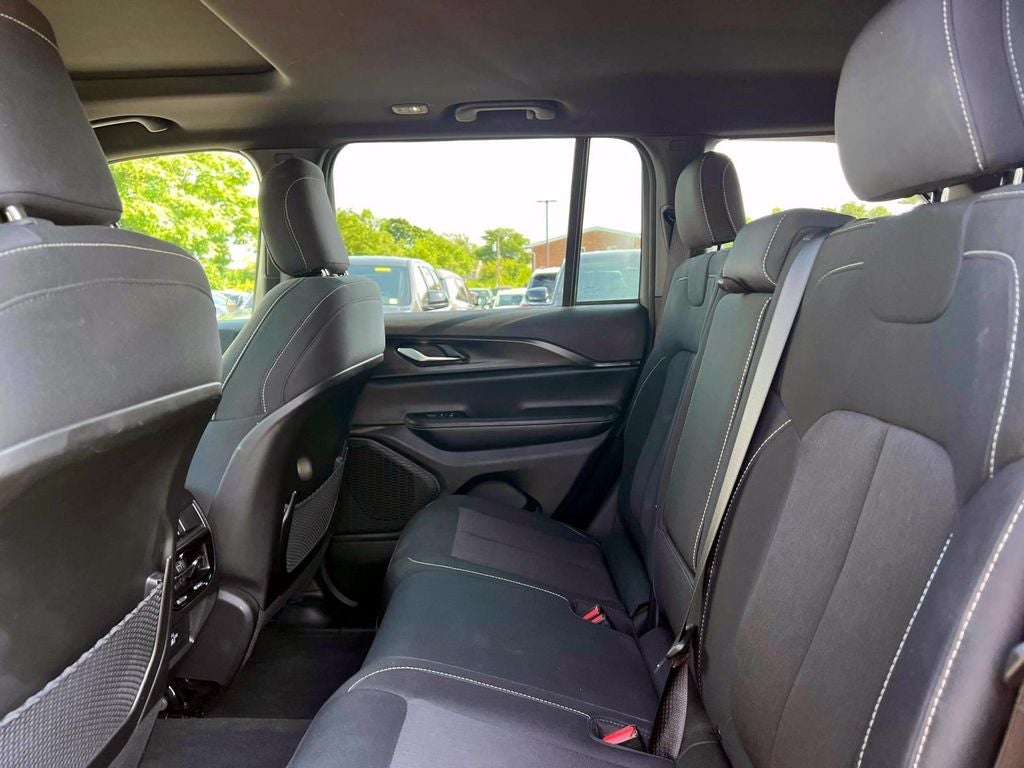 2024 Jeep Grand Cherokee Laredo X 4x4