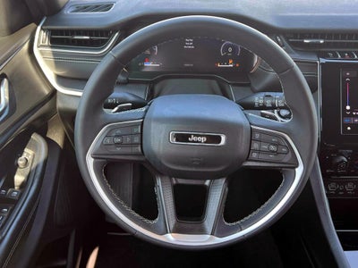 2024 Jeep Grand Cherokee Laredo X 4x4