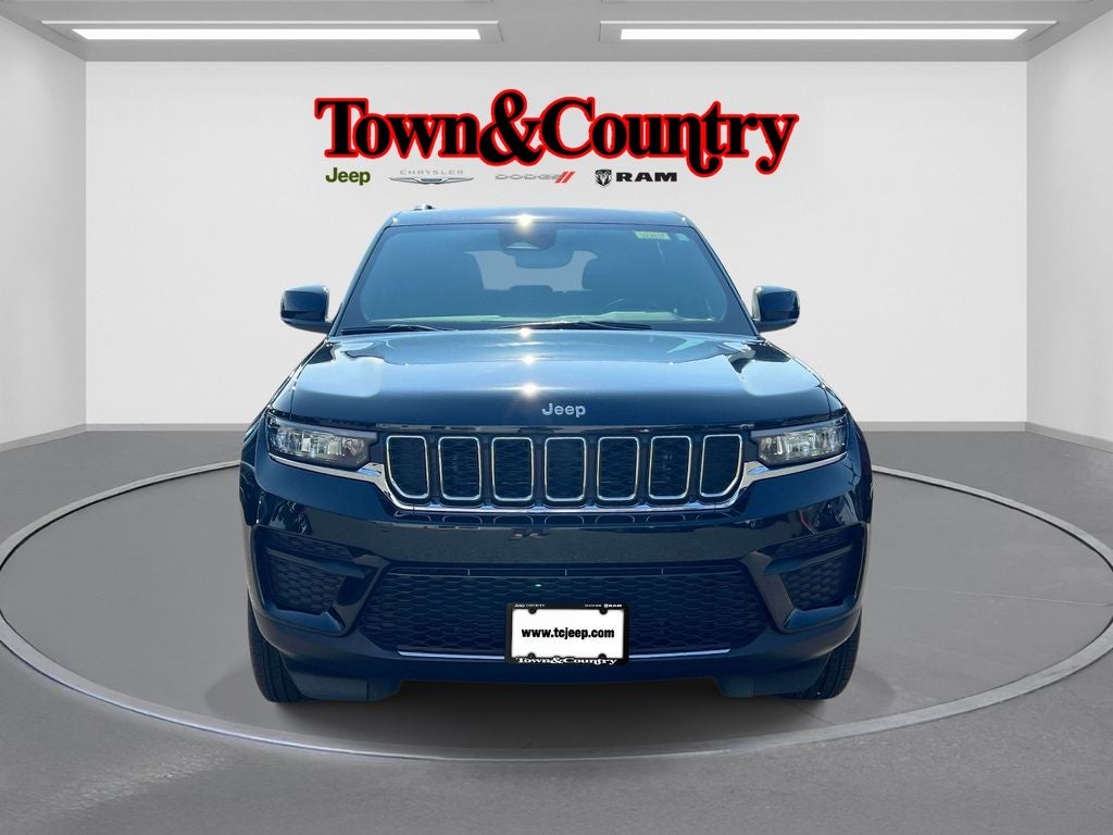 2024 Jeep Grand Cherokee Laredo X 4x4