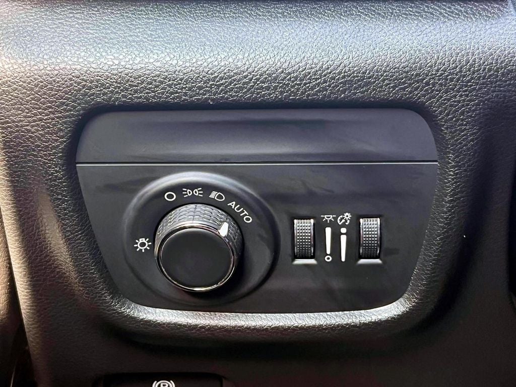 2024 Jeep Grand Cherokee Laredo X 4x4
