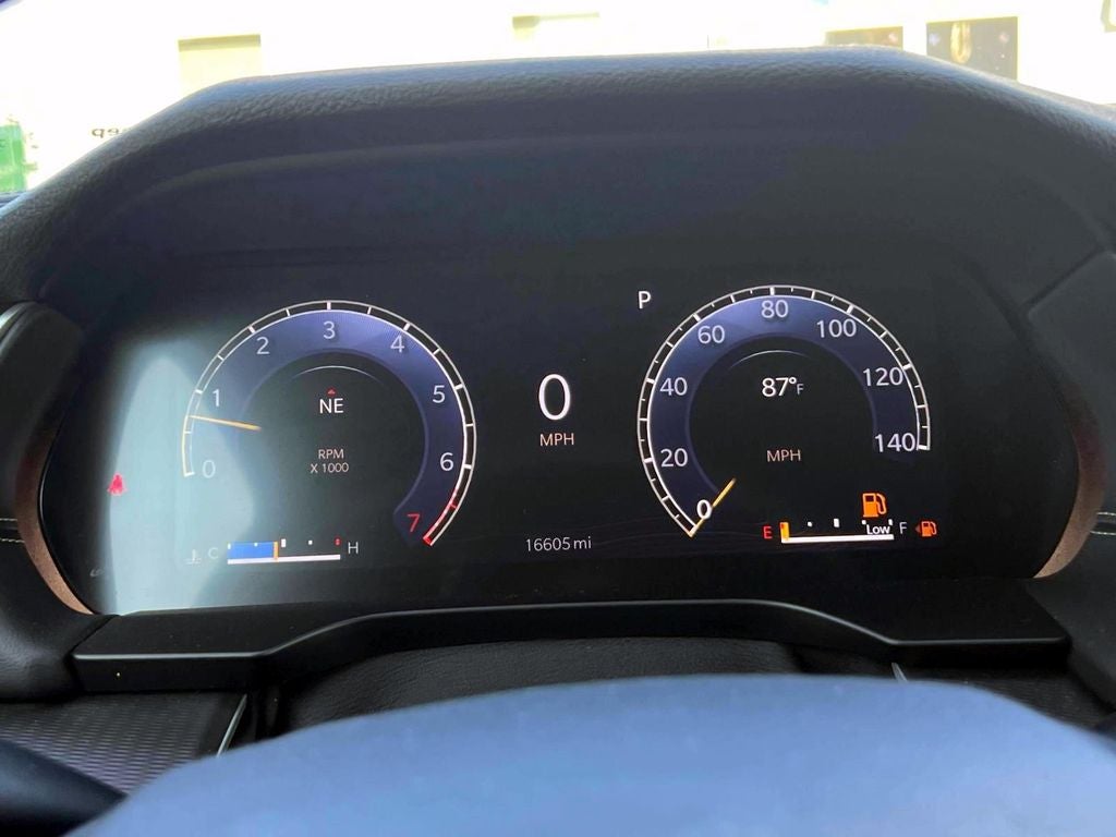 2024 Jeep Grand Cherokee Laredo X 4x4