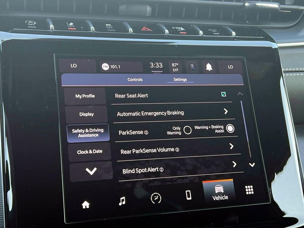 2024 Jeep Grand Cherokee Laredo X 4x4
