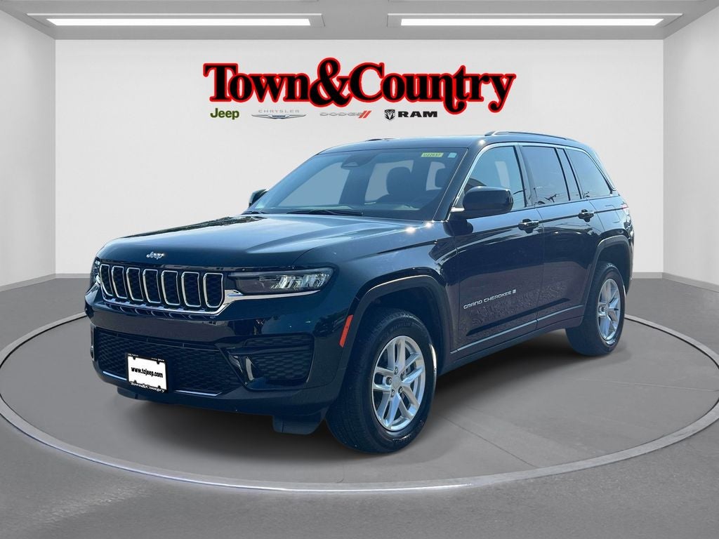 2024 Jeep Grand Cherokee Laredo X 4x4