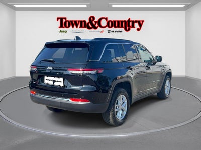 2024 Jeep Grand Cherokee Laredo X 4x4