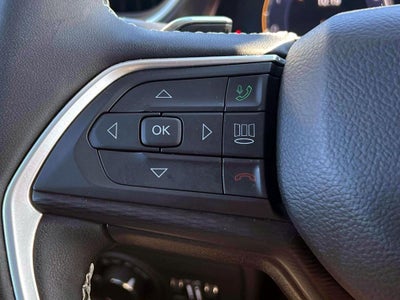 2023 Jeep Grand Cherokee Laredo 4x4