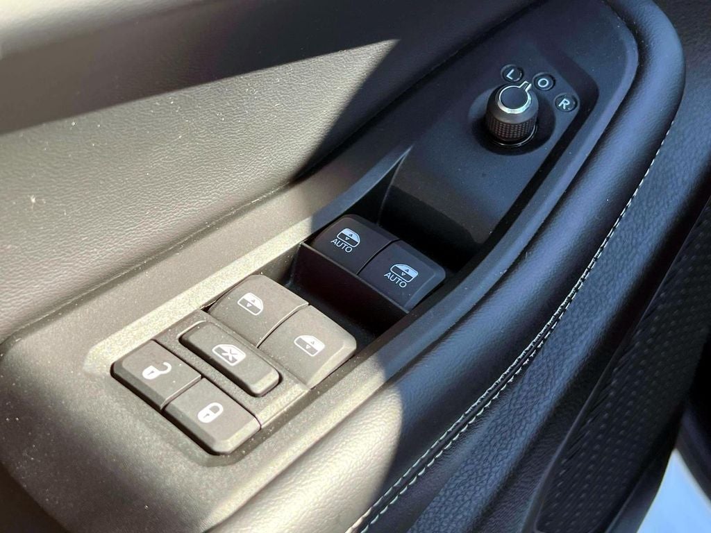 2025 Jeep Grand Cherokee Laredo 4x4