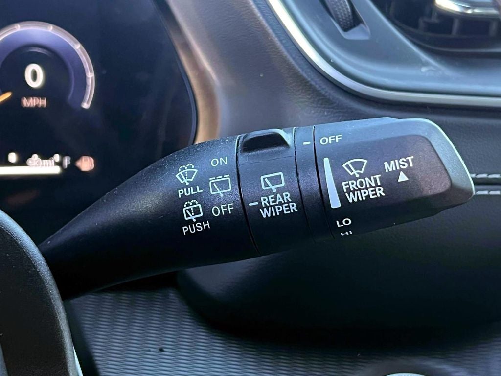 2025 Jeep Grand Cherokee Laredo 4x4