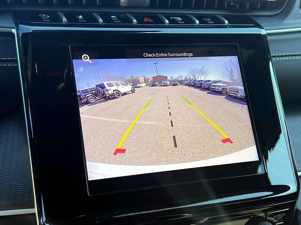 2025 Jeep Grand Cherokee Laredo 4x4