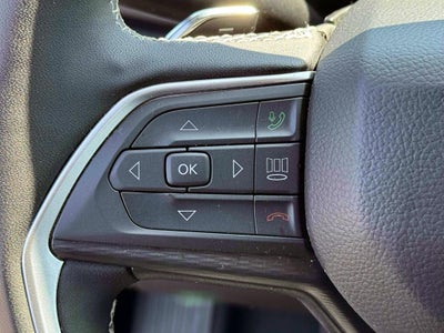 2025 Jeep Grand Cherokee Laredo X 4x4
