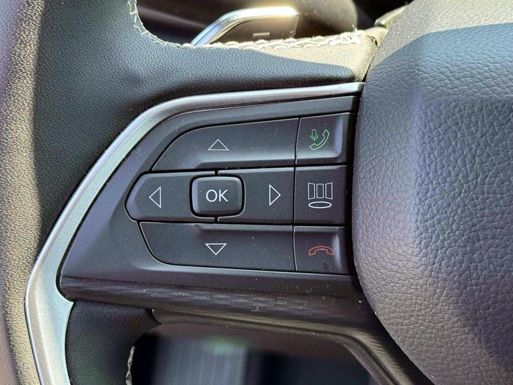 2025 Jeep Grand Cherokee Laredo X 4x4