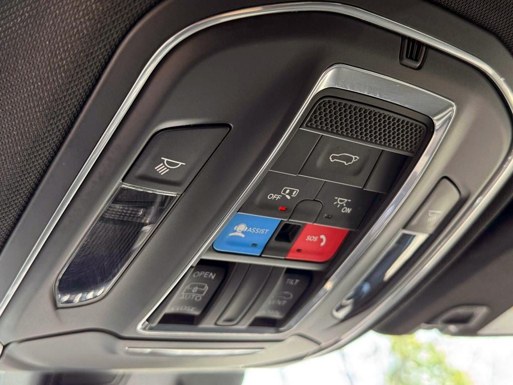 2025 Jeep Grand Cherokee Laredo X 4x4