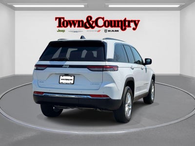 2025 Jeep Grand Cherokee Laredo X 4x4
