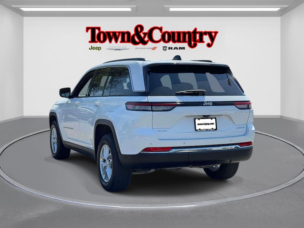 2025 Jeep Grand Cherokee Laredo X 4x4