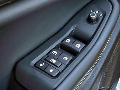 2023 Jeep Grand Cherokee Laredo 4x4