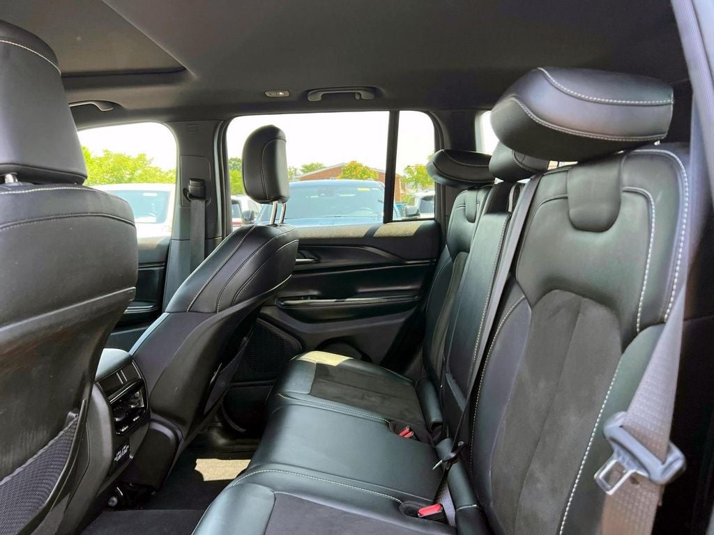 2023 Jeep Grand Cherokee Altitude 4x4