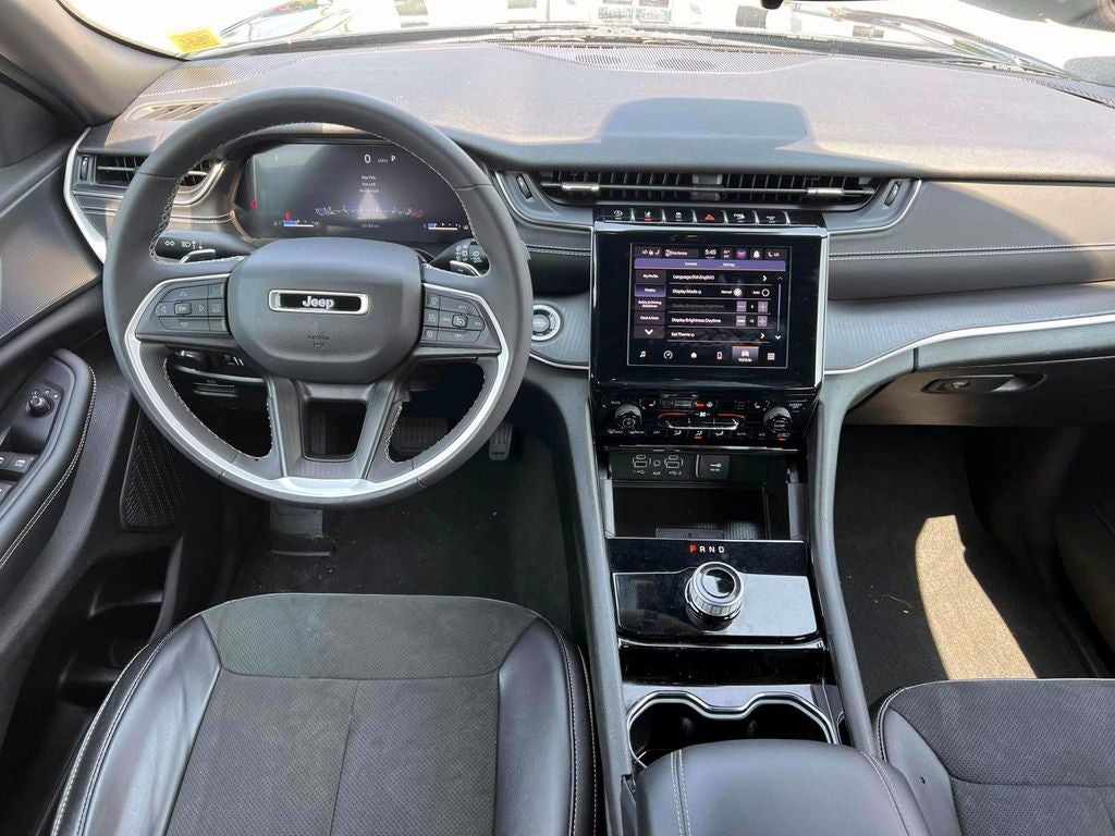 2023 Jeep Grand Cherokee Altitude 4x4