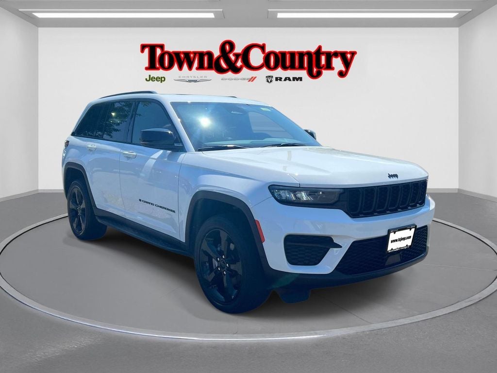 2023 Jeep Grand Cherokee Altitude 4x4