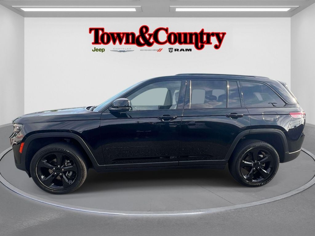 2023 Jeep Grand Cherokee Altitude 4x4