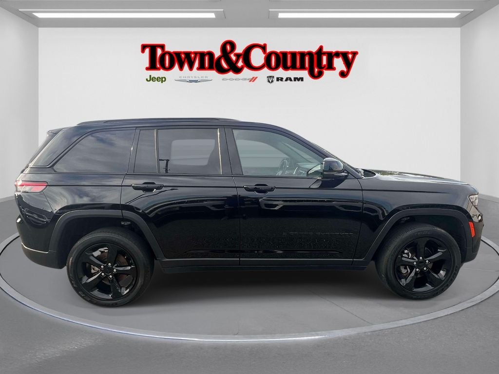 2023 Jeep Grand Cherokee Altitude 4x4