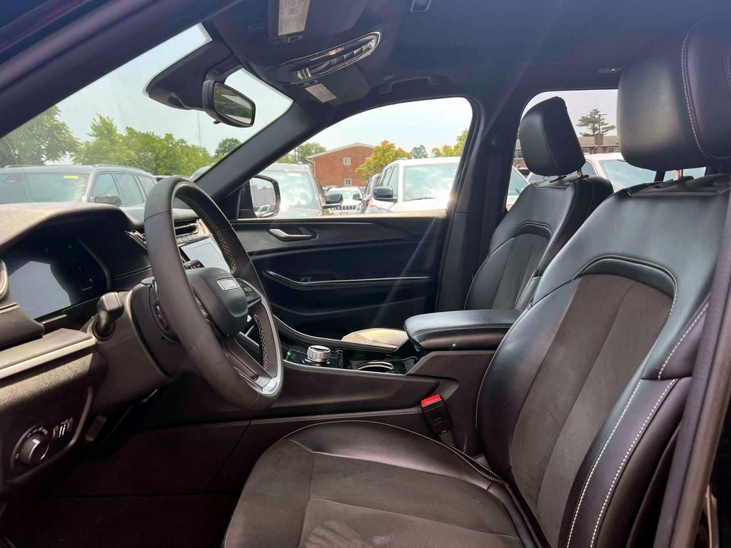 2023 Jeep Grand Cherokee Altitude 4x4