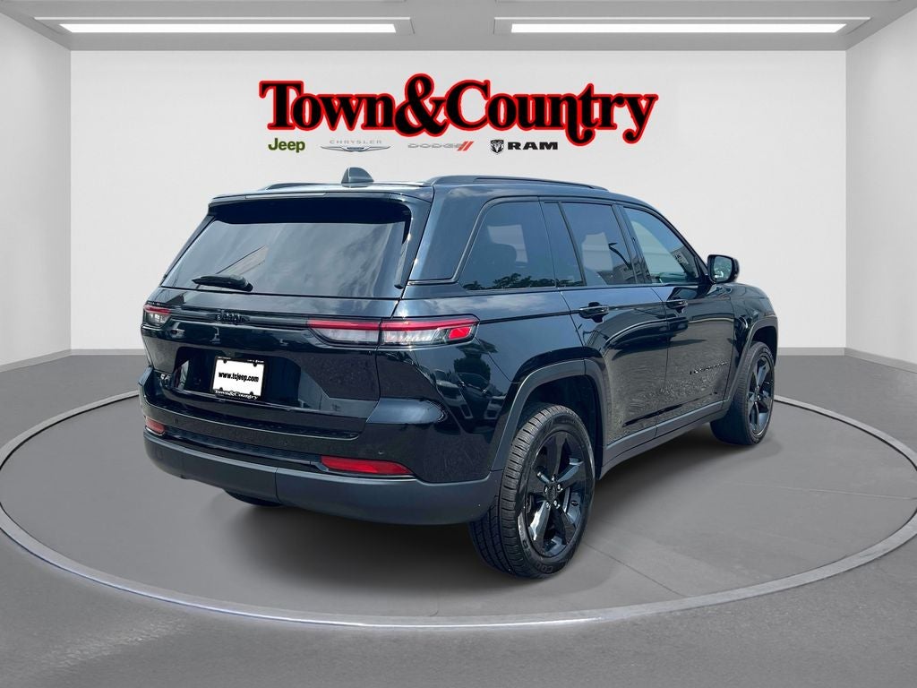 2023 Jeep Grand Cherokee Altitude 4x4