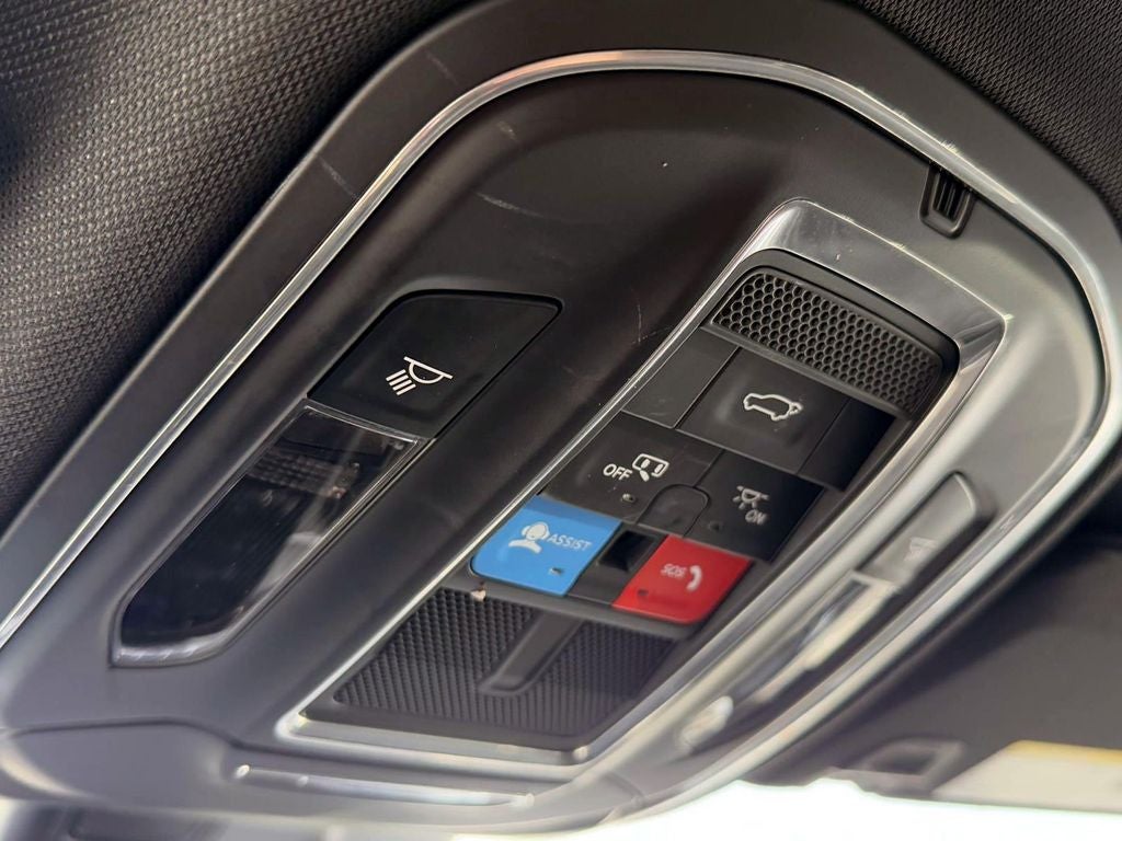 2025 Jeep Grand Cherokee Altitude 4x4