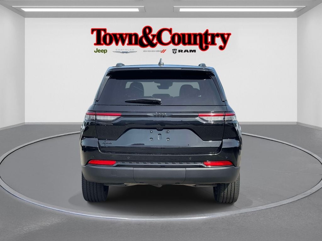 2025 Jeep Grand Cherokee Altitude 4x4