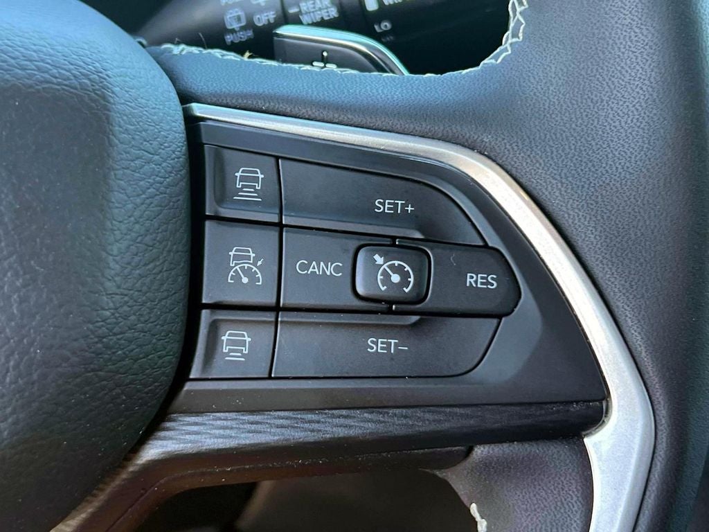 2023 Jeep Grand Cherokee Altitude 4x4