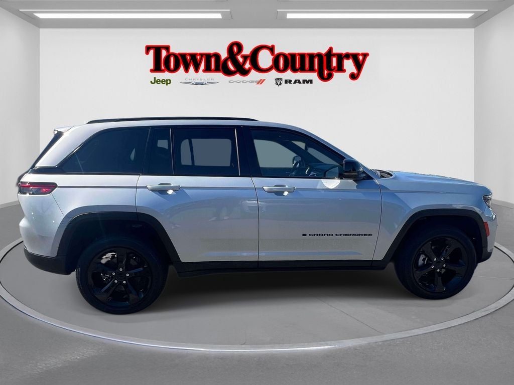 2023 Jeep Grand Cherokee Altitude 4x4