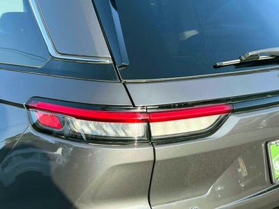 2023 Jeep Grand Cherokee Laredo 4x4