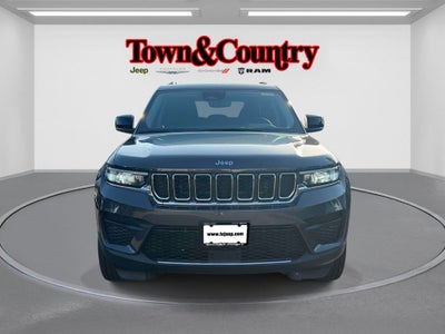 2023 Jeep Grand Cherokee Laredo 4x4