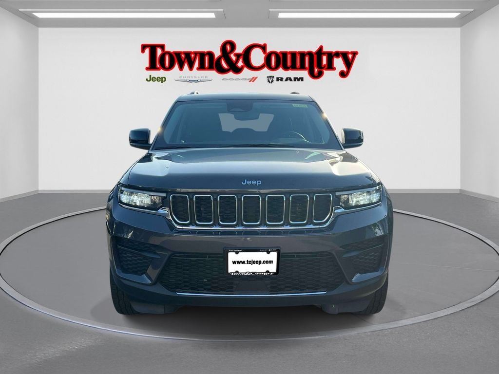 2023 Jeep Grand Cherokee Laredo 4x4