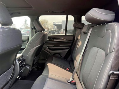 2024 Jeep Grand Cherokee Laredo X 4x4