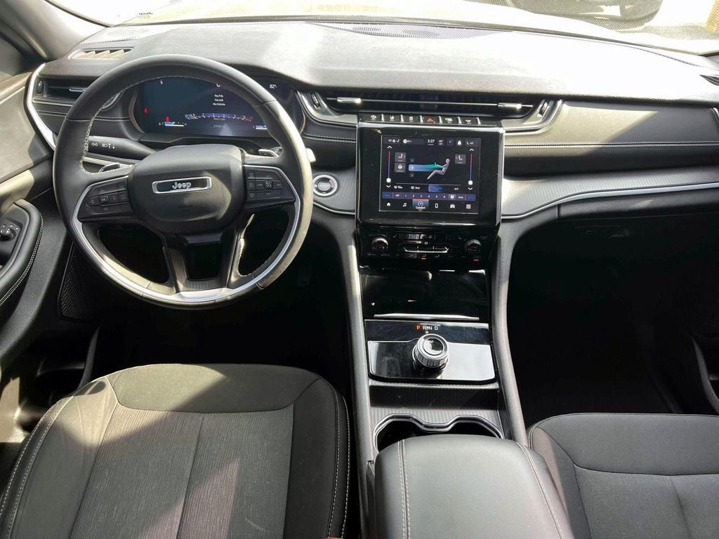 2024 Jeep Grand Cherokee Laredo X 4x4